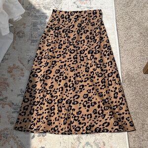 Leopard Print midi Skirt